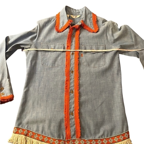 VINTAGE LEVI’S WOMENS LONG SLEEVE BUTTONED DOWN SHIRT WITH COWGIRL FLAIR - Picture 16 of 16